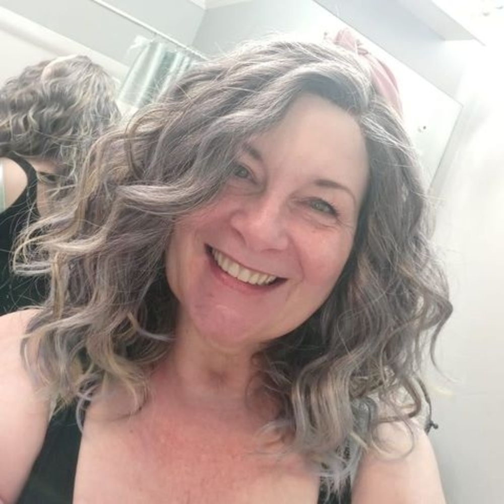 Meet your Posher, Rebecca